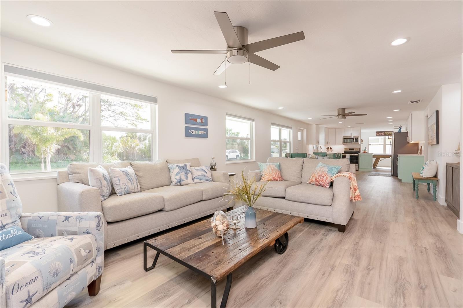 Image 10 of 47 For 408 71st Street