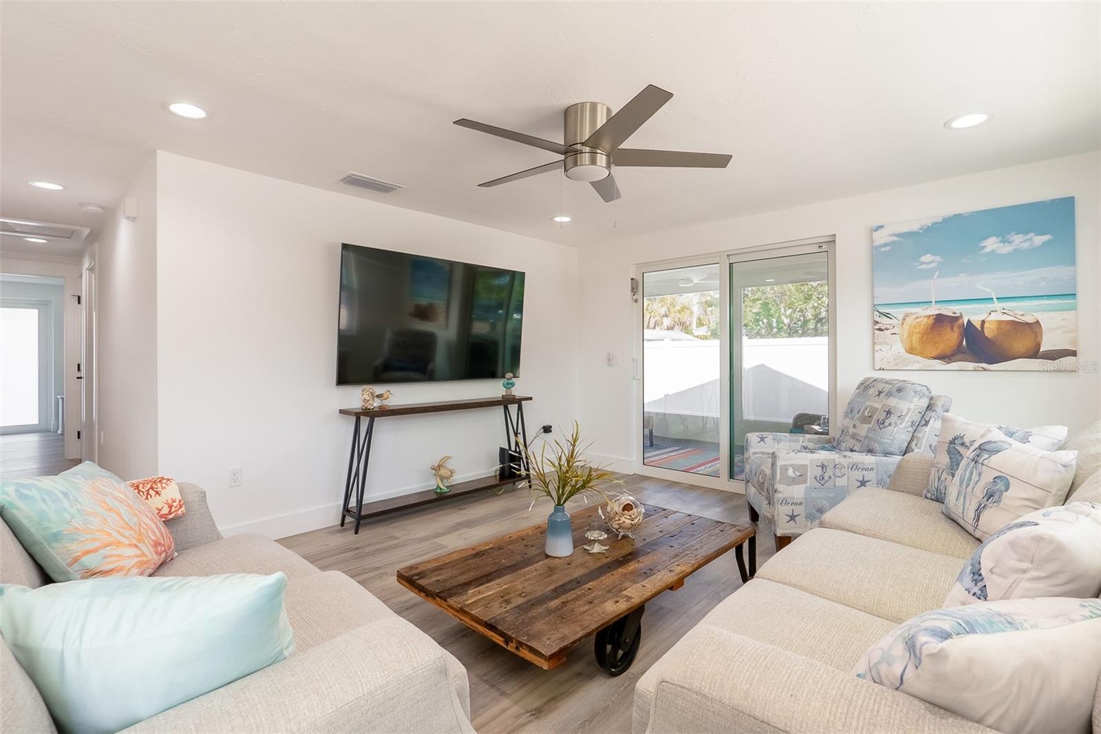 Image 11 of 47 For 408 71st Street
