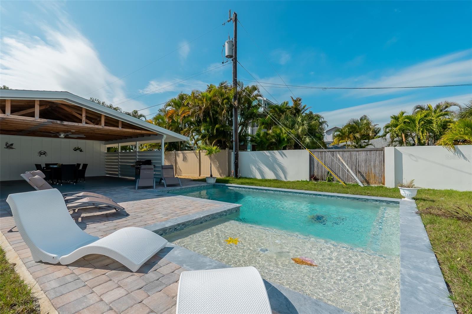 Image 15 of 47 For 408 71st Street