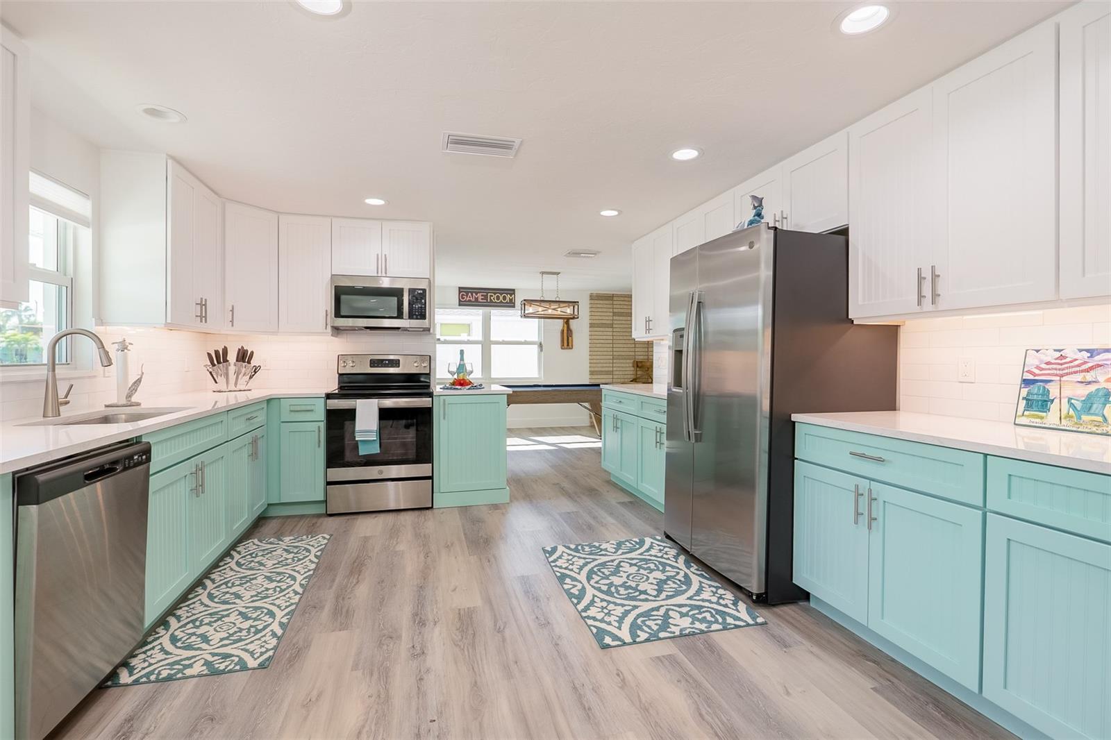 Image 5 of 47 For 408 71st Street