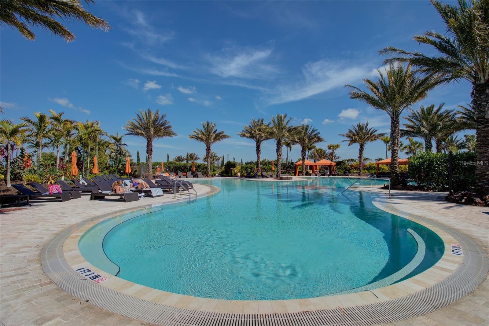 Image 35 of 64 For 13720 Messina Loop 204