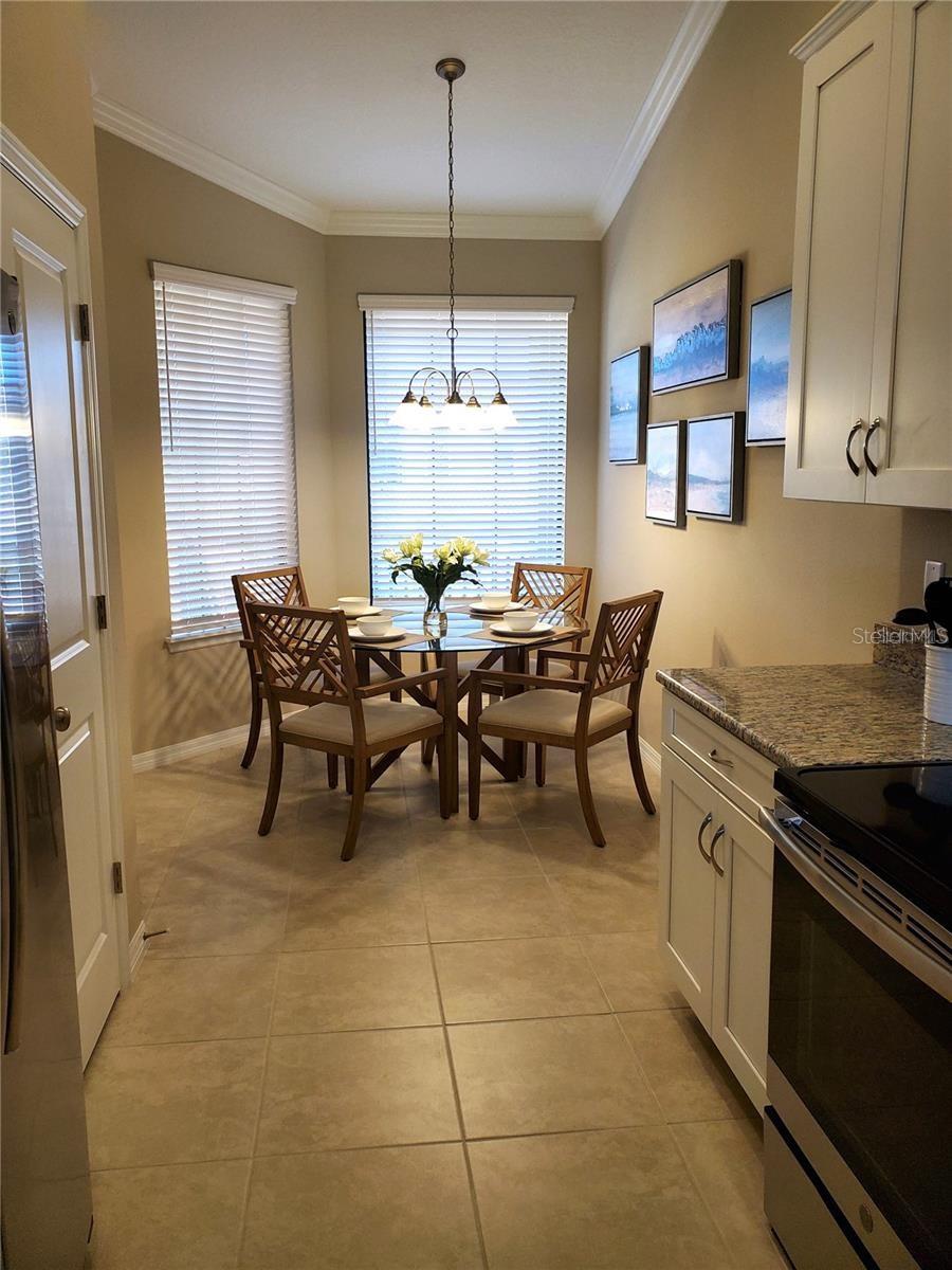 Image 5 of 64 For 13720 Messina Loop 204