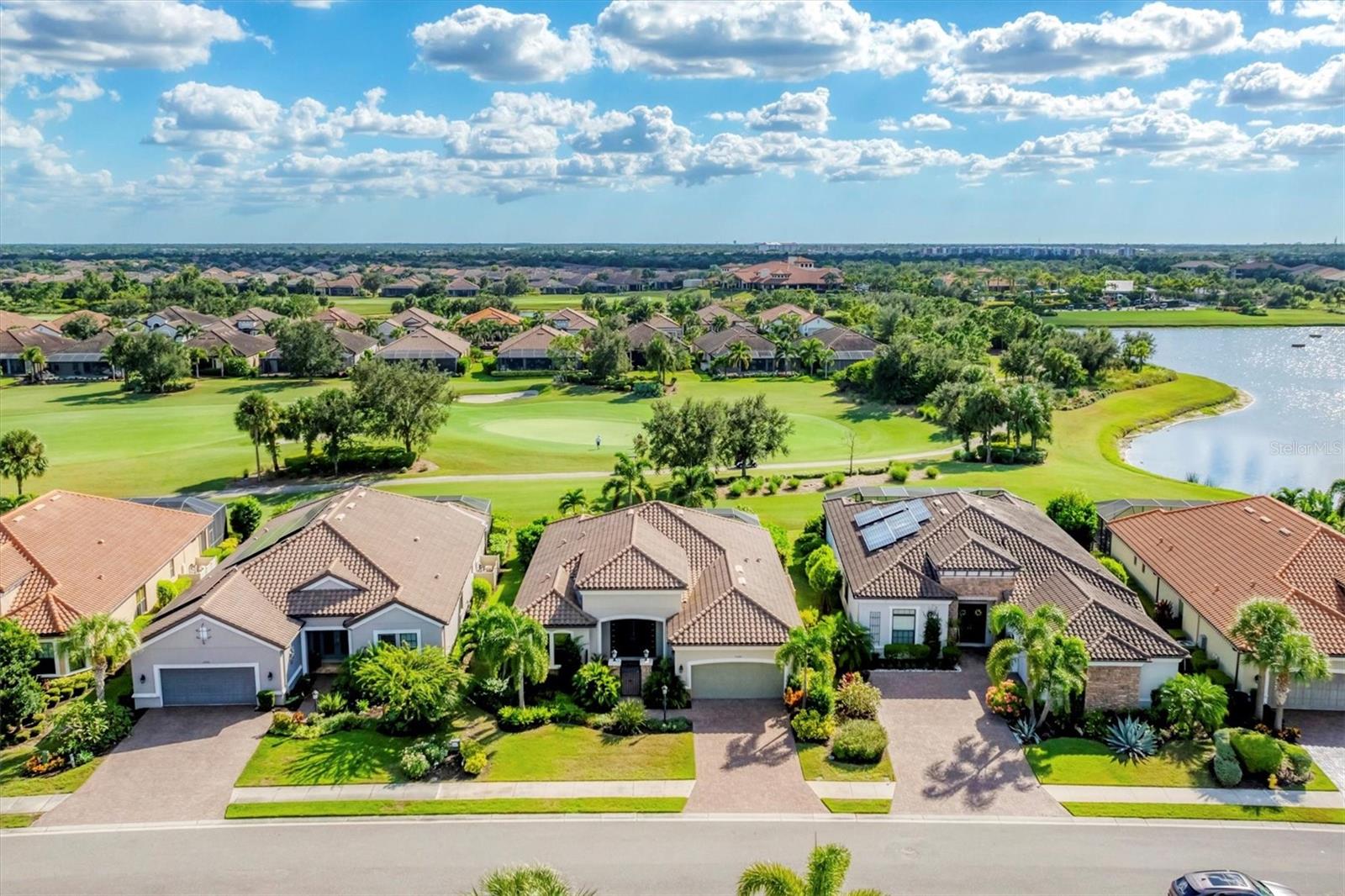 Image 5 of 85 For 13046 Sorrento Way