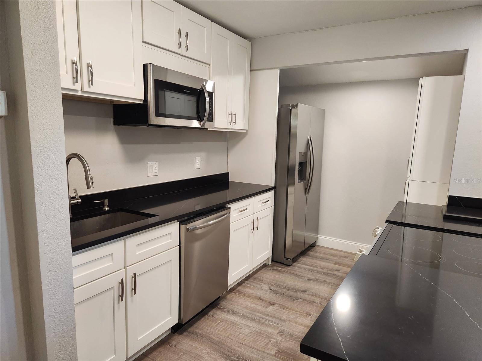 Image 6 of 13 For 2632 Hidden Lake Drive N H