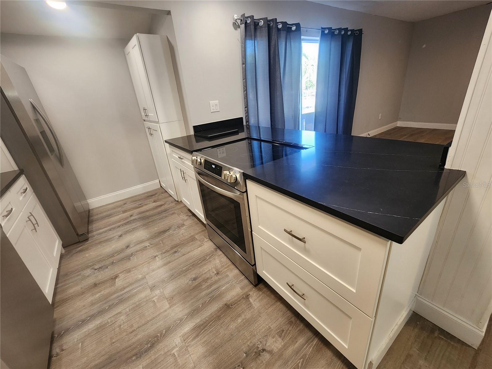 Image 7 of 13 For 2632 Hidden Lake Drive N H