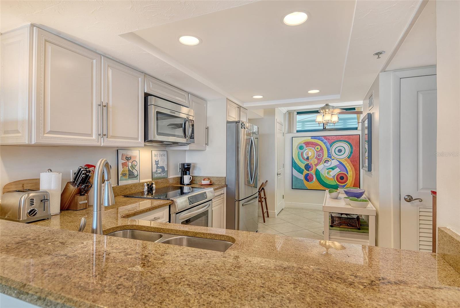 Image 12 of 55 For 988 Blvd Of The Arts  1016