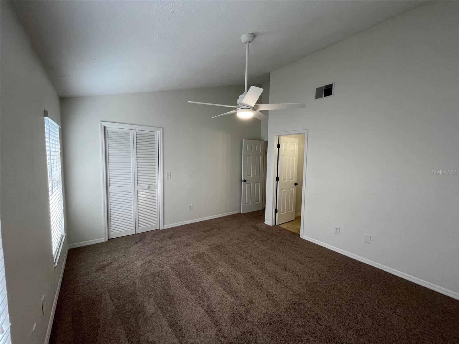 Image 13 of 17 For 301 Bungalow Park Avenue B