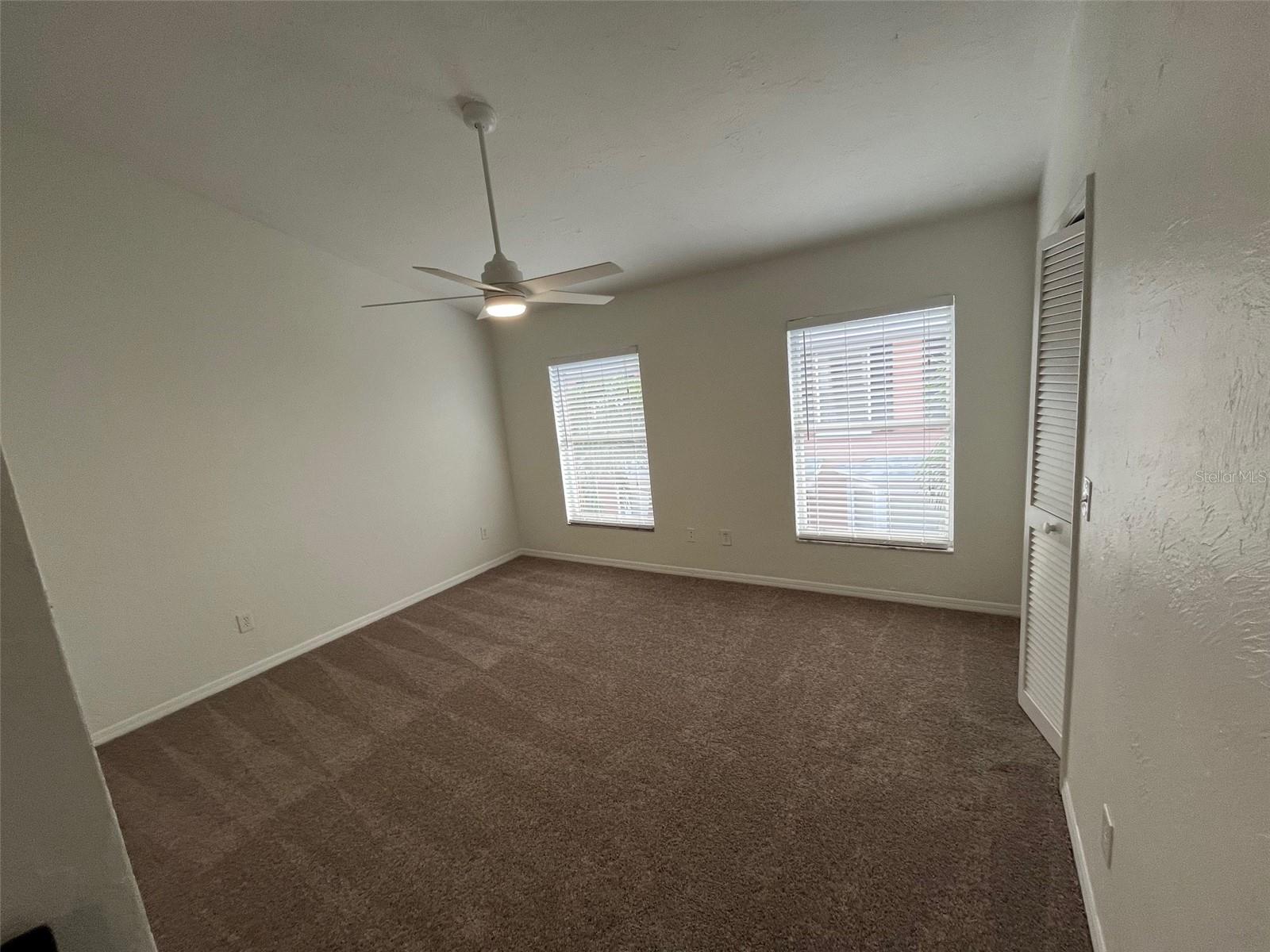 Image 14 of 17 For 301 Bungalow Park Avenue B