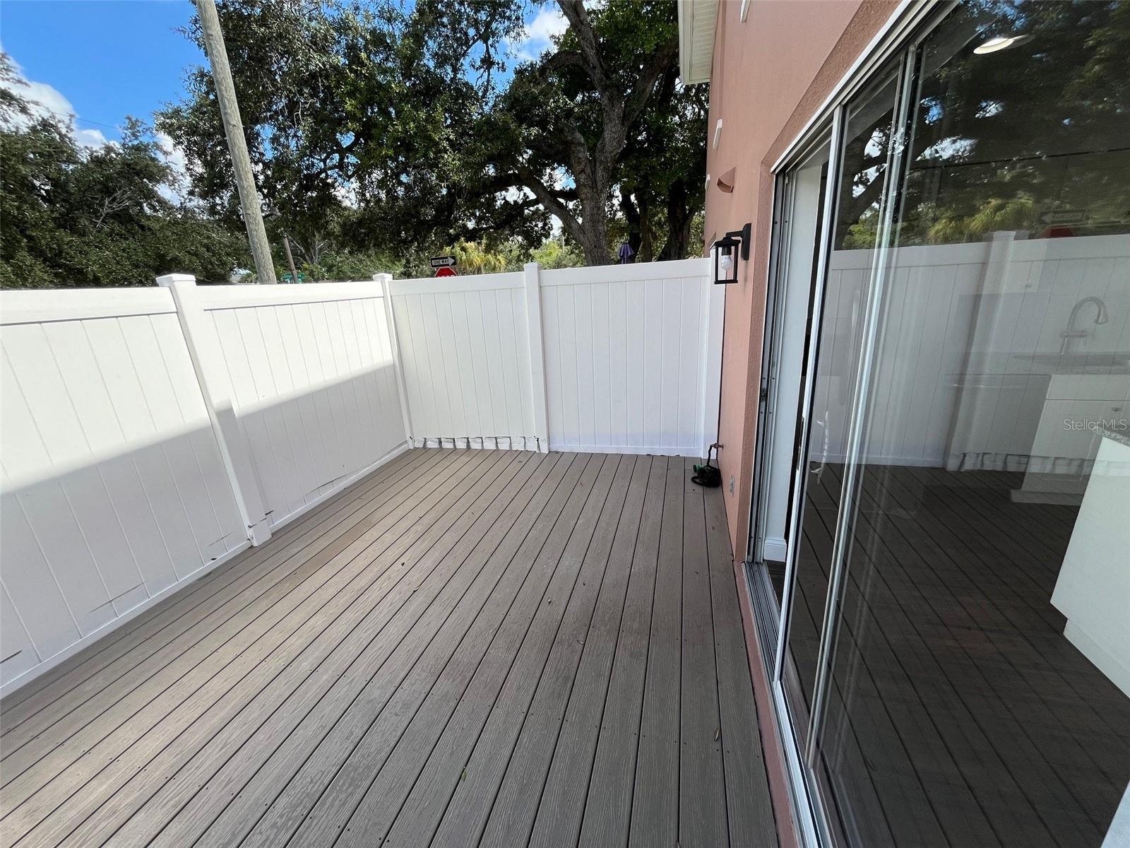 Image 7 of 17 For 301 Bungalow Park Avenue B