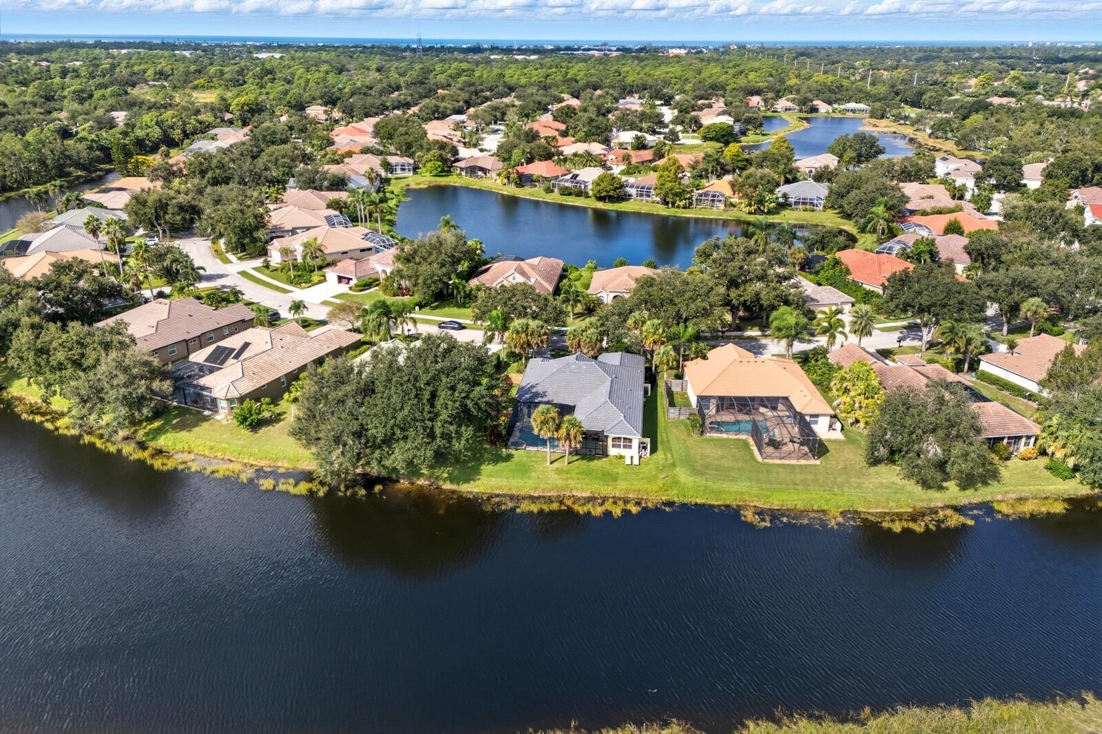 Image 2 of 38 For 392 Park Trace Boulevard