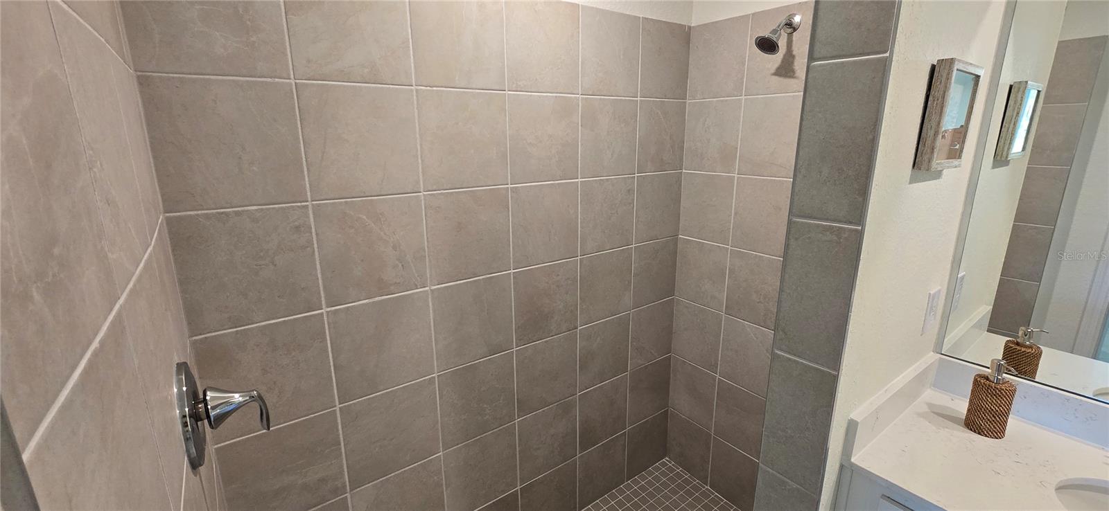 Image 18 of 28 For 12390 Wellen Golf Street 107