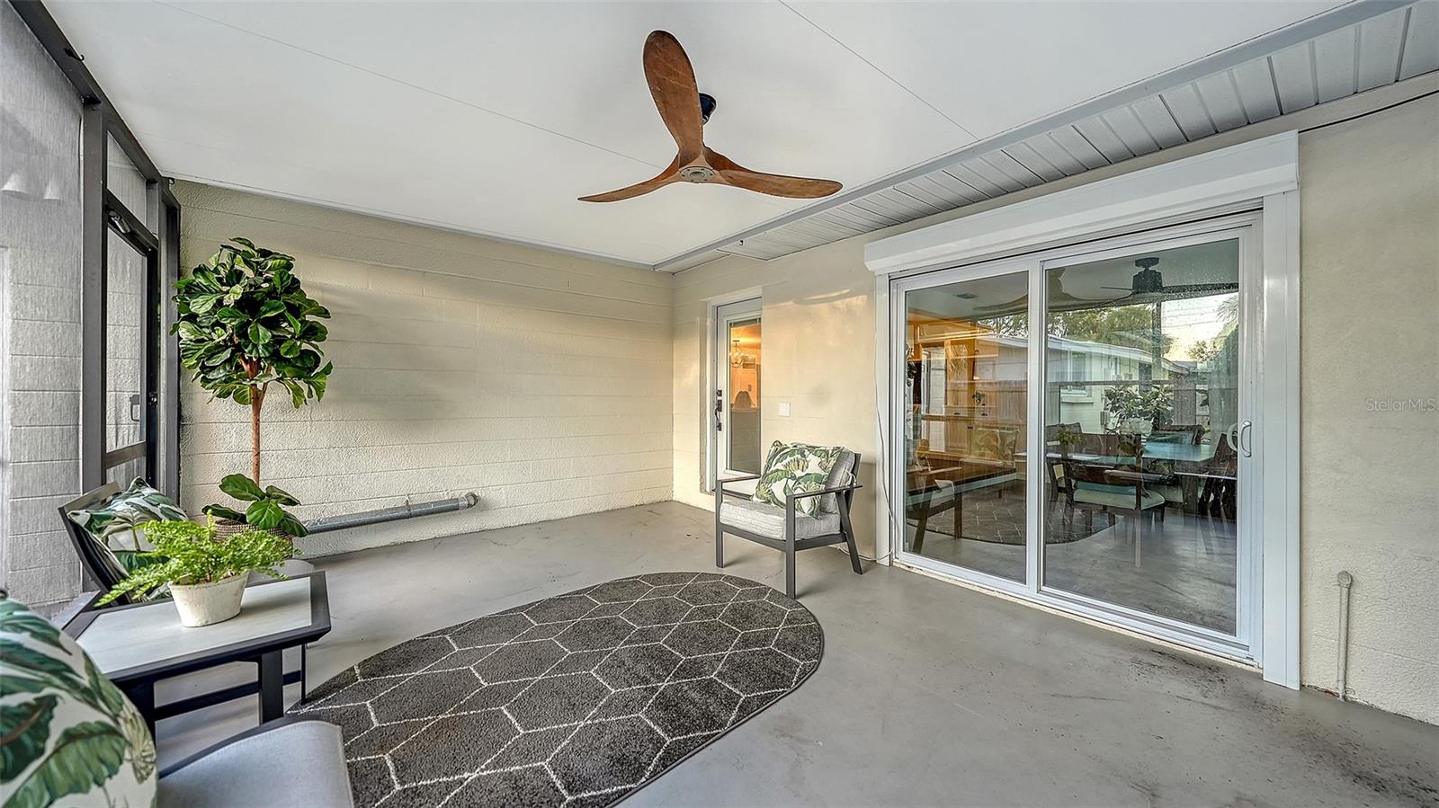 Image 36 of 72 For 2426 Wisteria Street