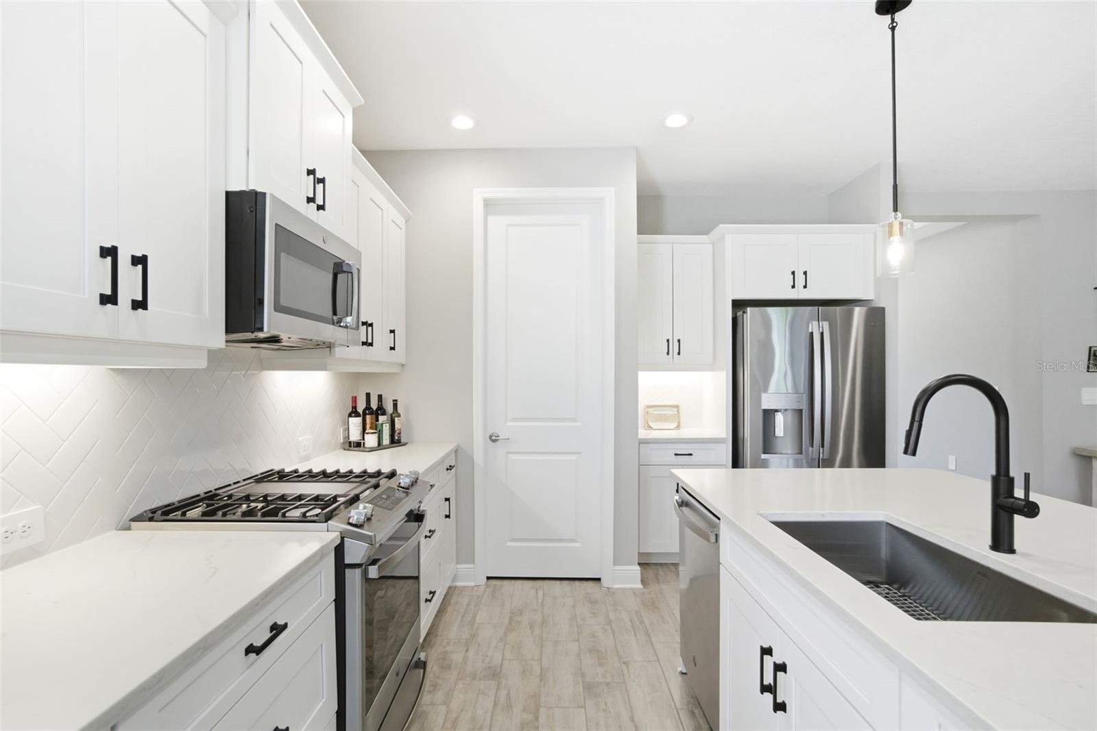 Image 45 of 82 For 2720 Butterfly Jasmine Trail