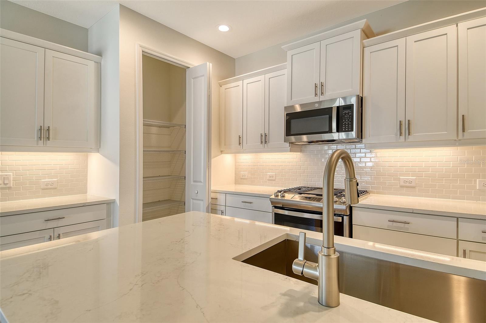 Image 21 of 41 For 12697 Palatka Drive