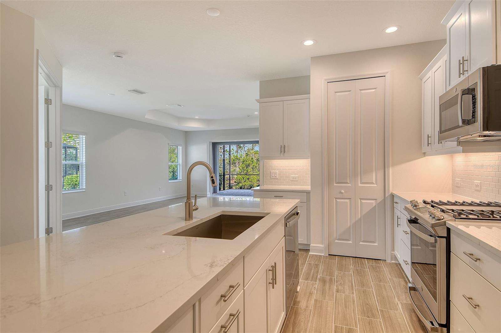 Image 22 of 41 For 12697 Palatka Drive