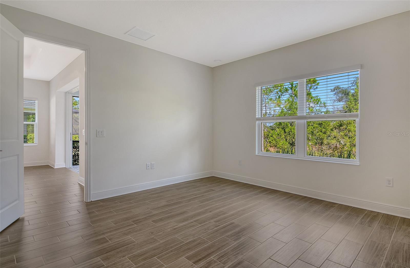 Image 27 of 41 For 12697 Palatka Drive