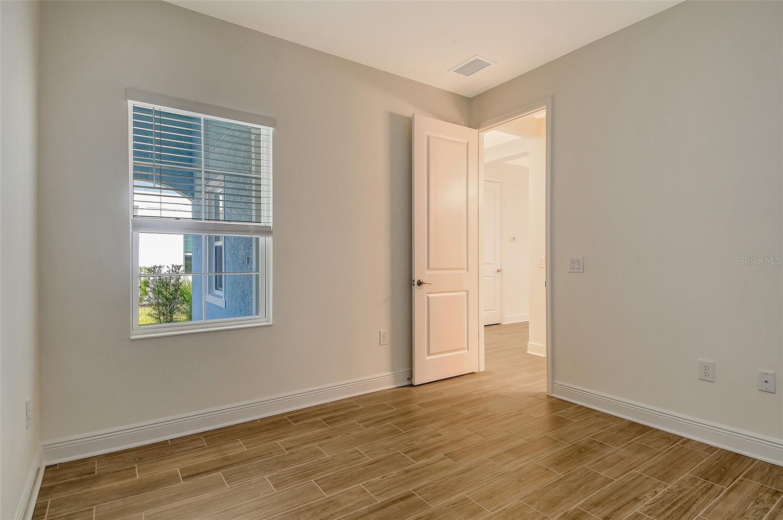 Image 32 of 41 For 12697 Palatka Drive