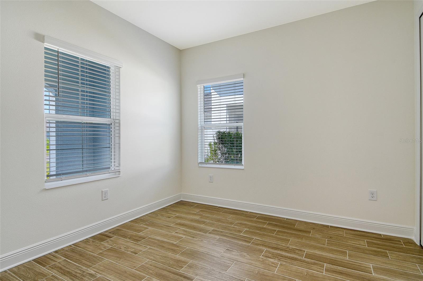 Image 35 of 41 For 12697 Palatka Drive