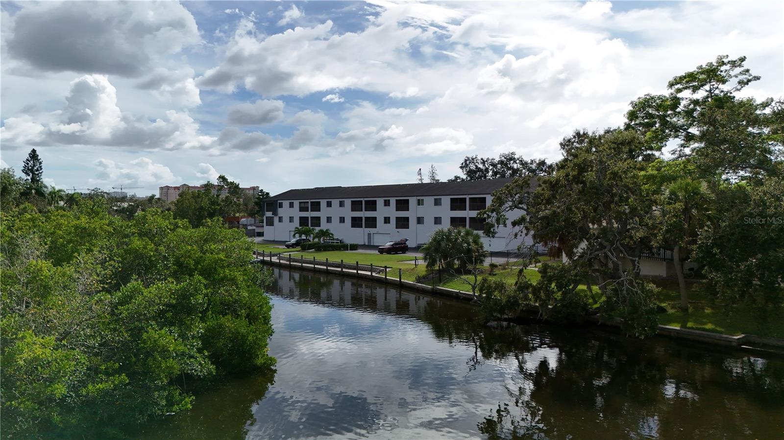 Image 11 of 12 For 2124 Tamiami Trail 204