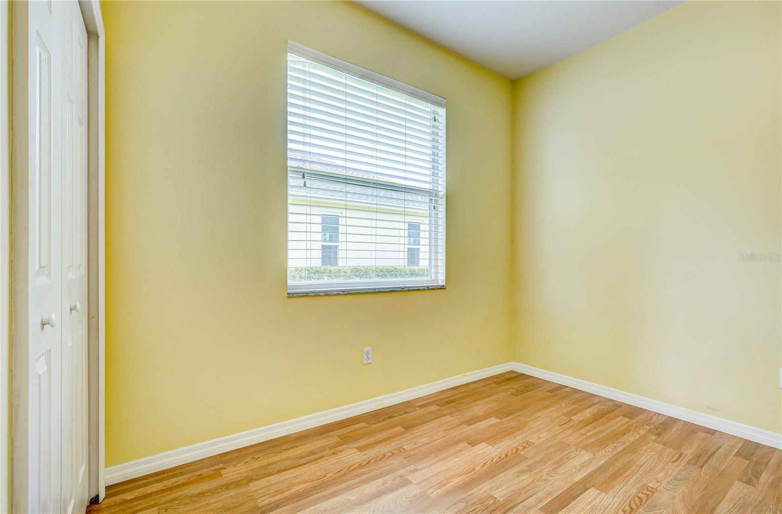 Image 23 of 34 For 5621 52nd Avenue W