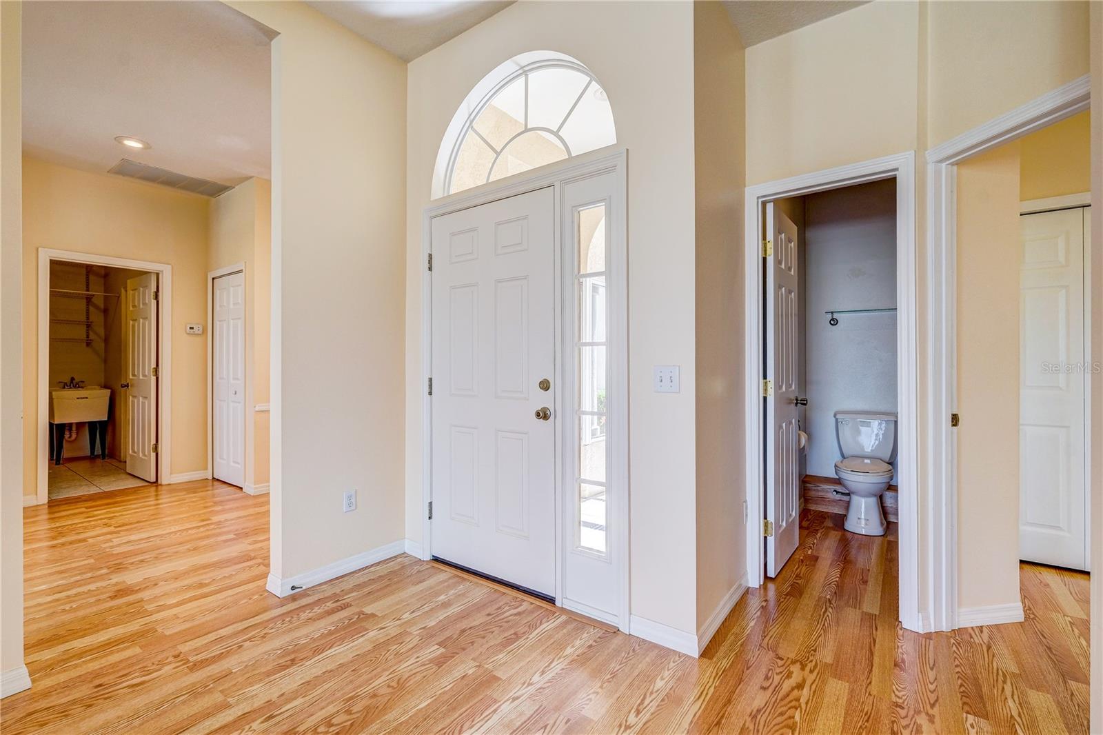 Image 3 of 34 For 5621 52nd Avenue W