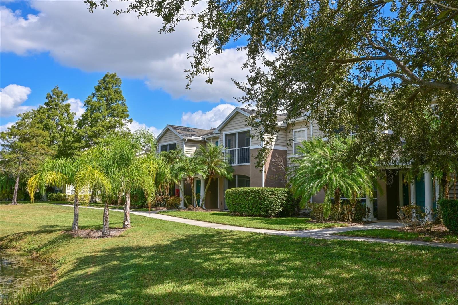 Image 8 of 40 For 8809 Manor Loop 106