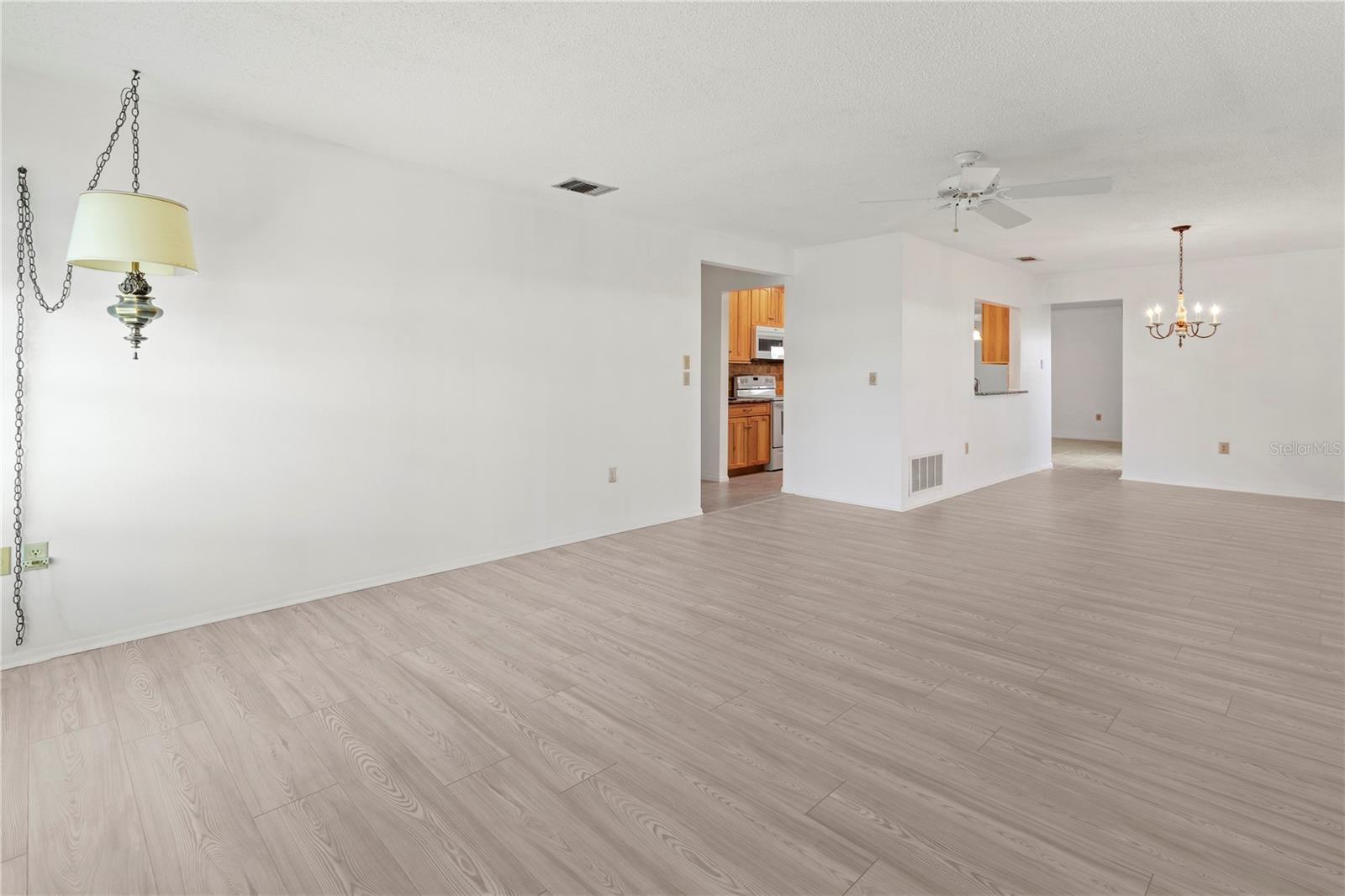 Image 16 of 63 For 6802 8th Avenue W