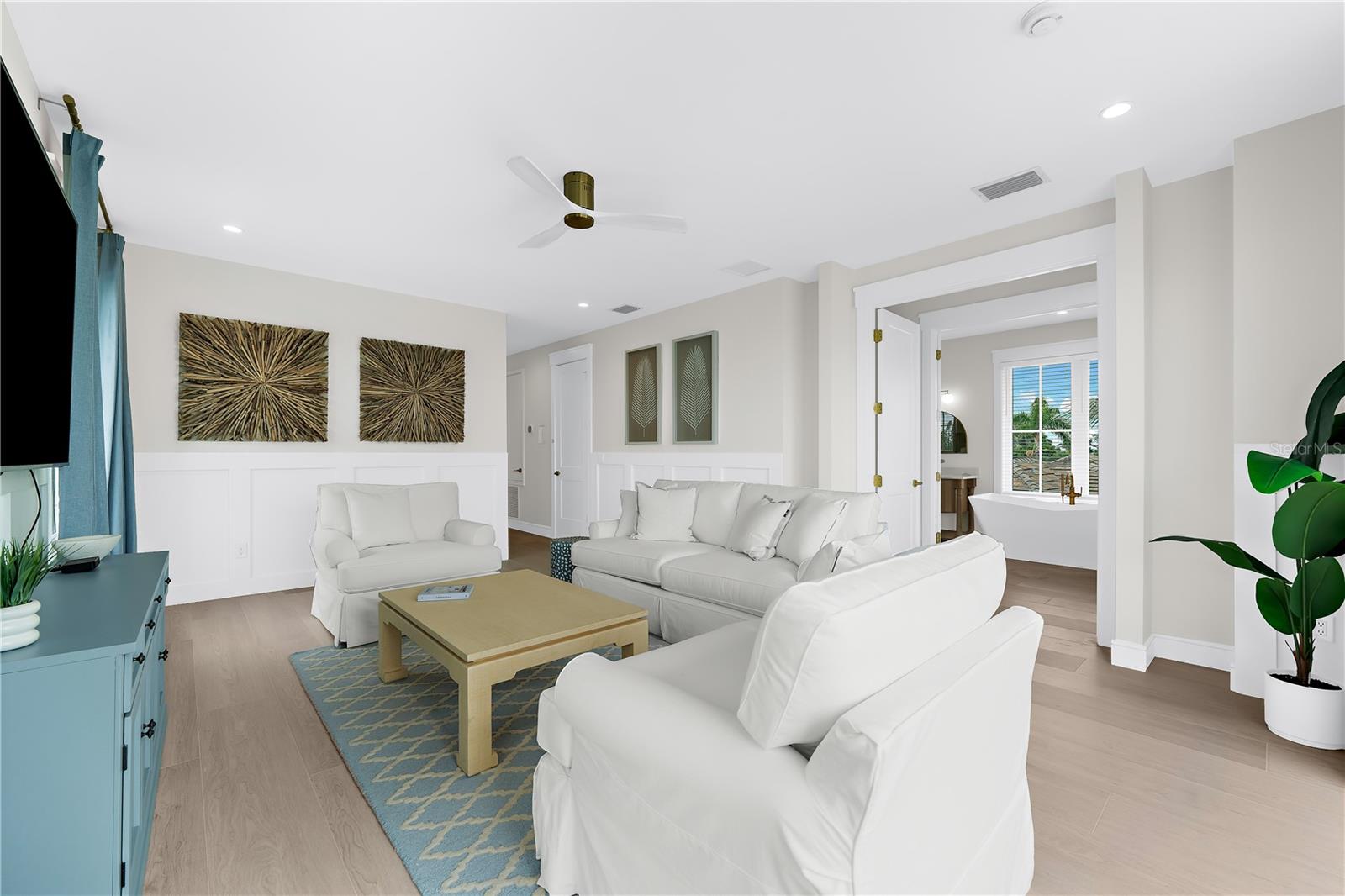 Image 60 of 98 For 551 Washington Drive