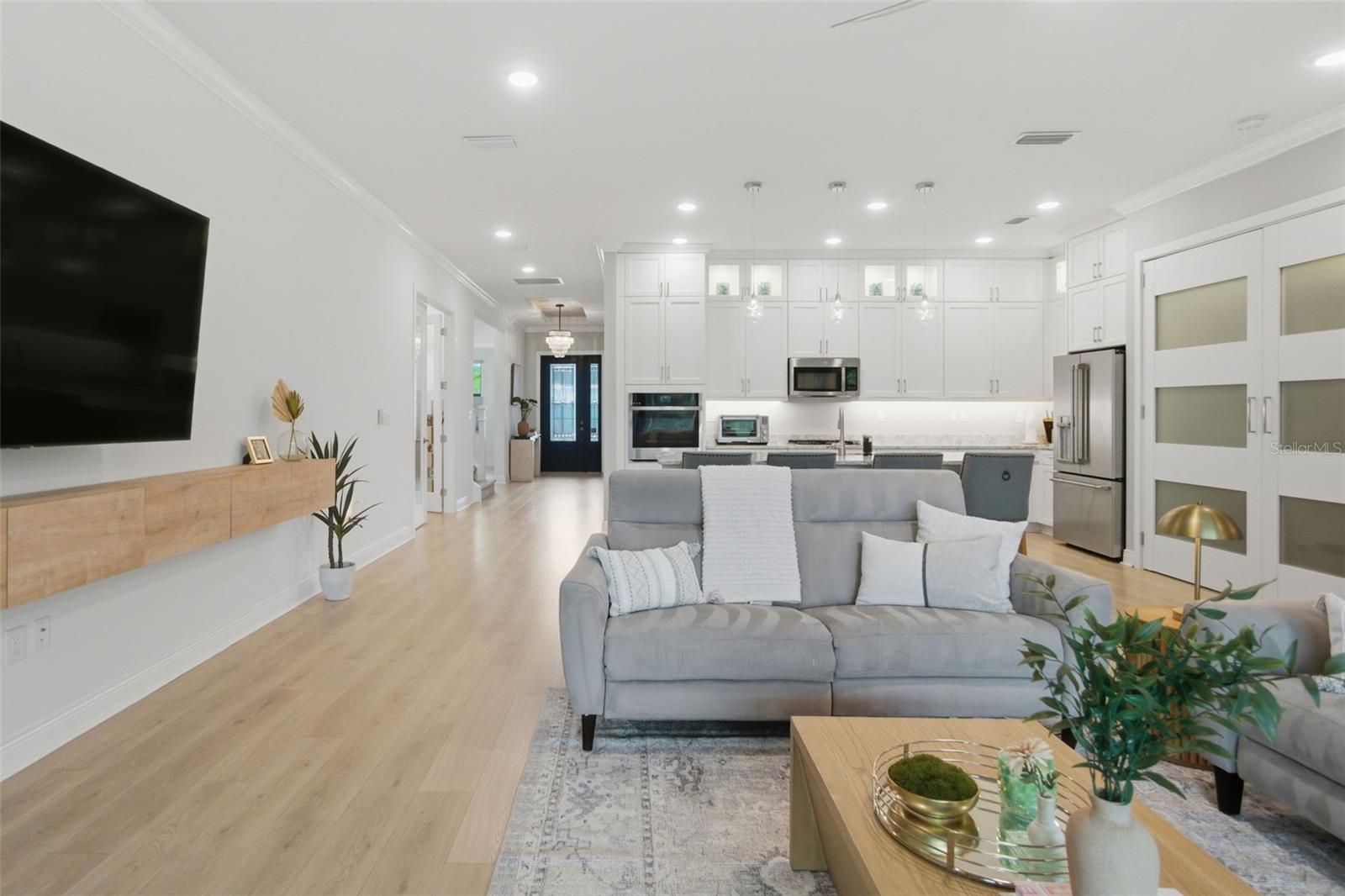 Image 26 of 71 For 5027 Kiva Circle