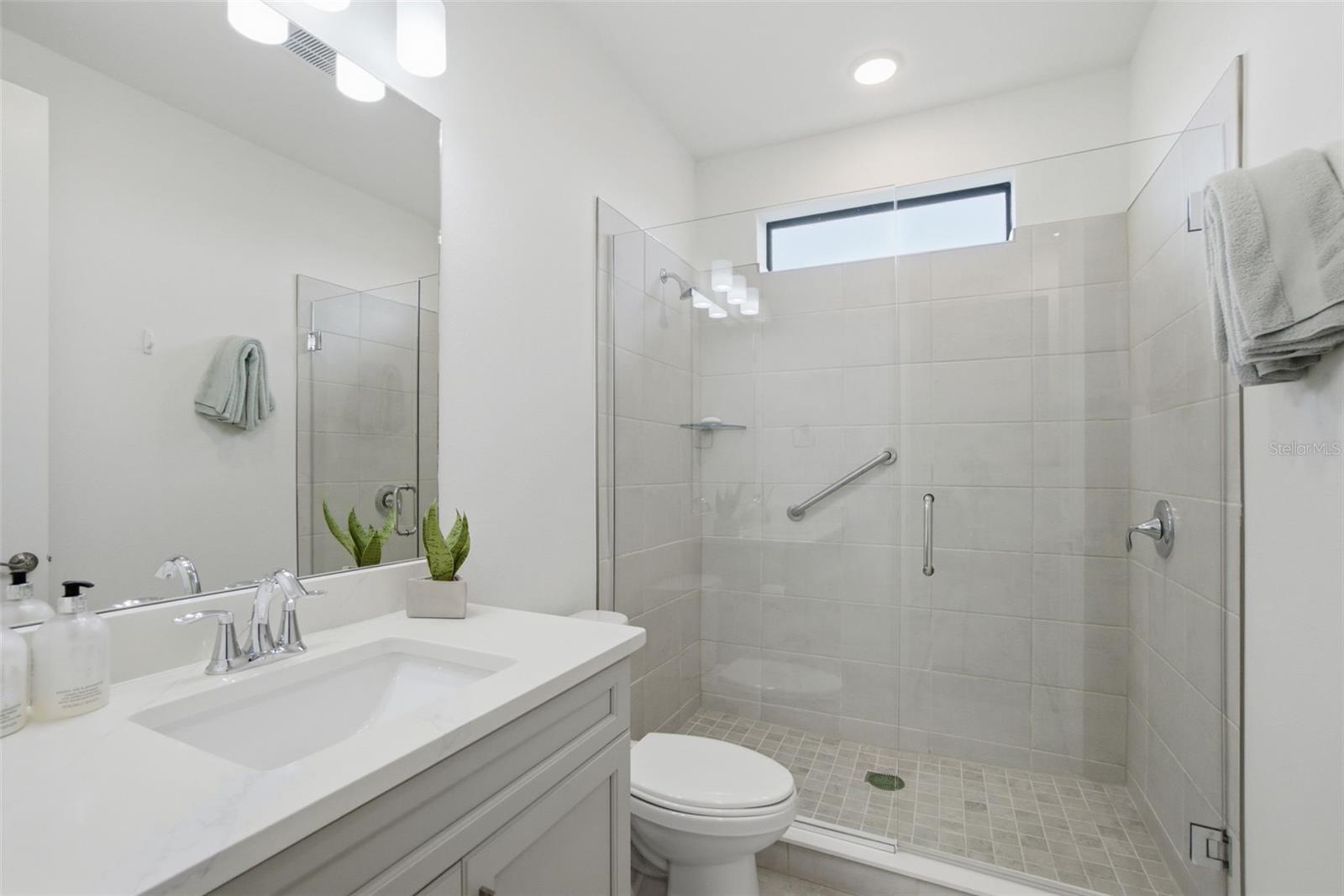 Image 42 of 71 For 5027 Kiva Circle