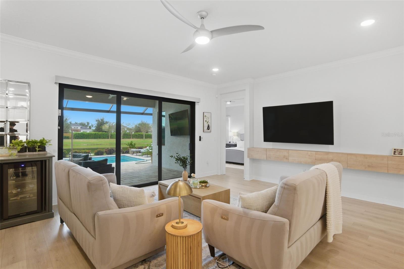 Image 7 of 71 For 5027 Kiva Circle