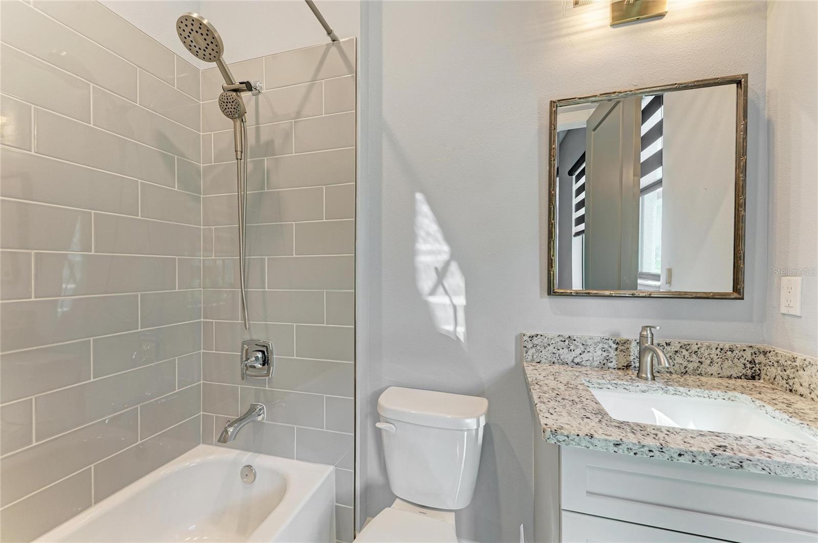 Image 13 of 39 For 17424 Cresswind Terrace