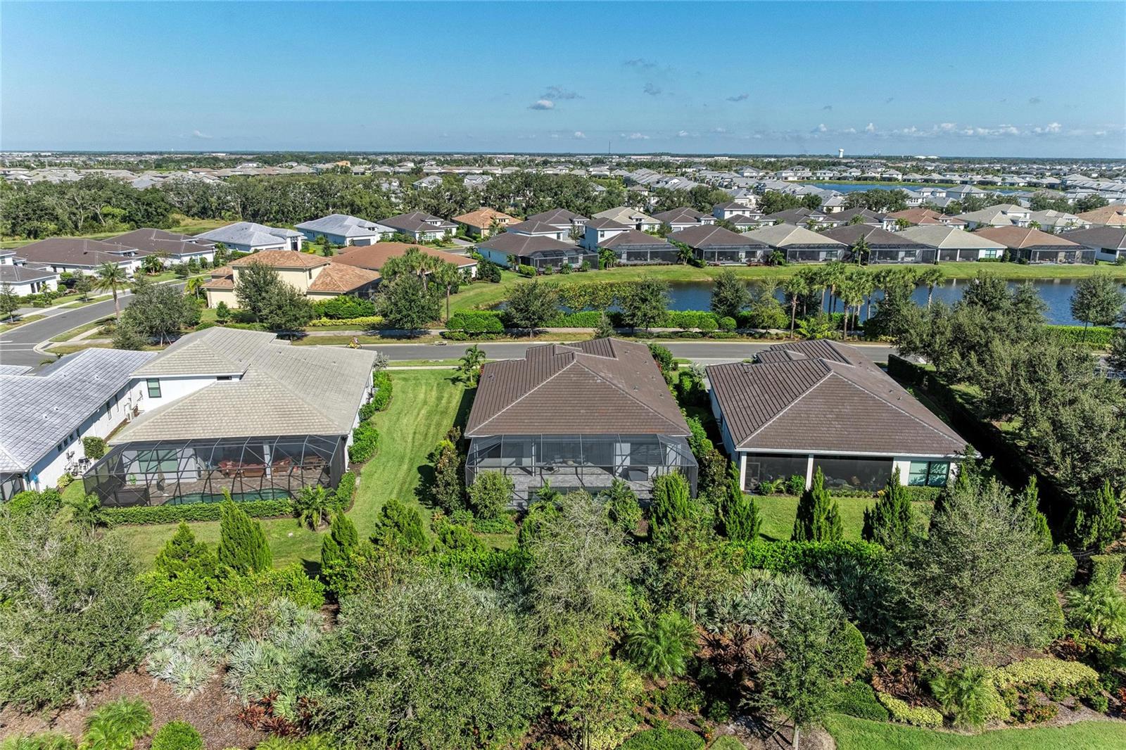 Image 23 of 39 For 17424 Cresswind Terrace