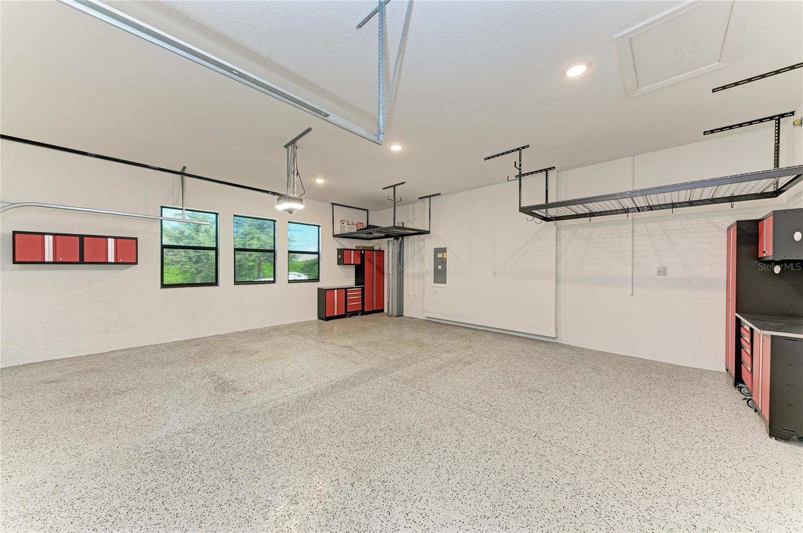 Image 25 of 39 For 17424 Cresswind Terrace