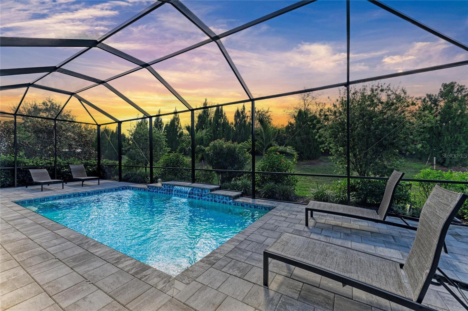 Image 3 of 39 For 17424 Cresswind Terrace