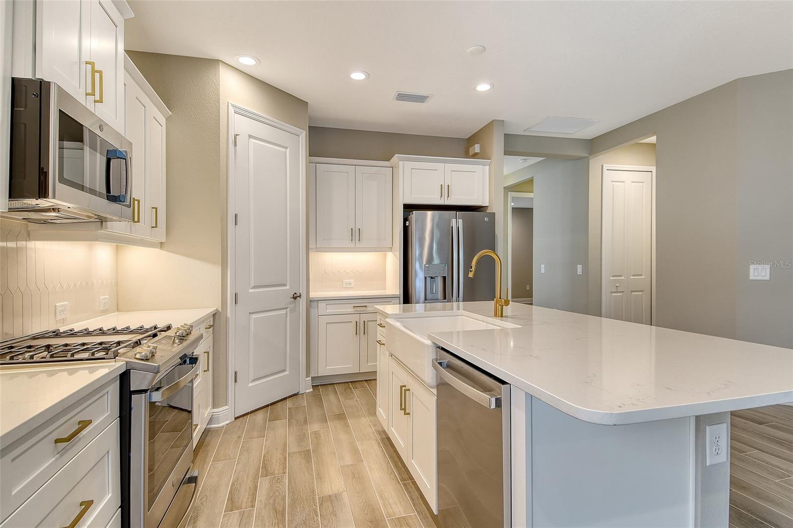 Image 16 of 35 For 12709 Palatka Drive