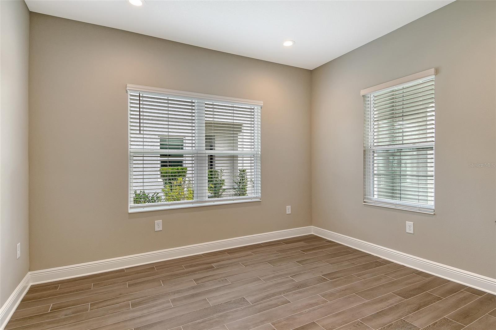 Image 25 of 35 For 12709 Palatka Drive