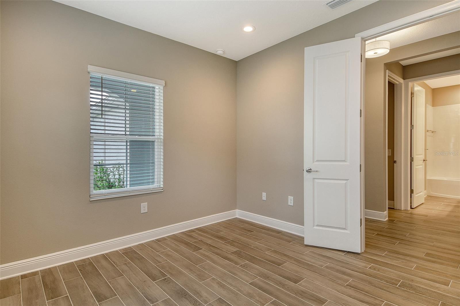 Image 26 of 35 For 12709 Palatka Drive