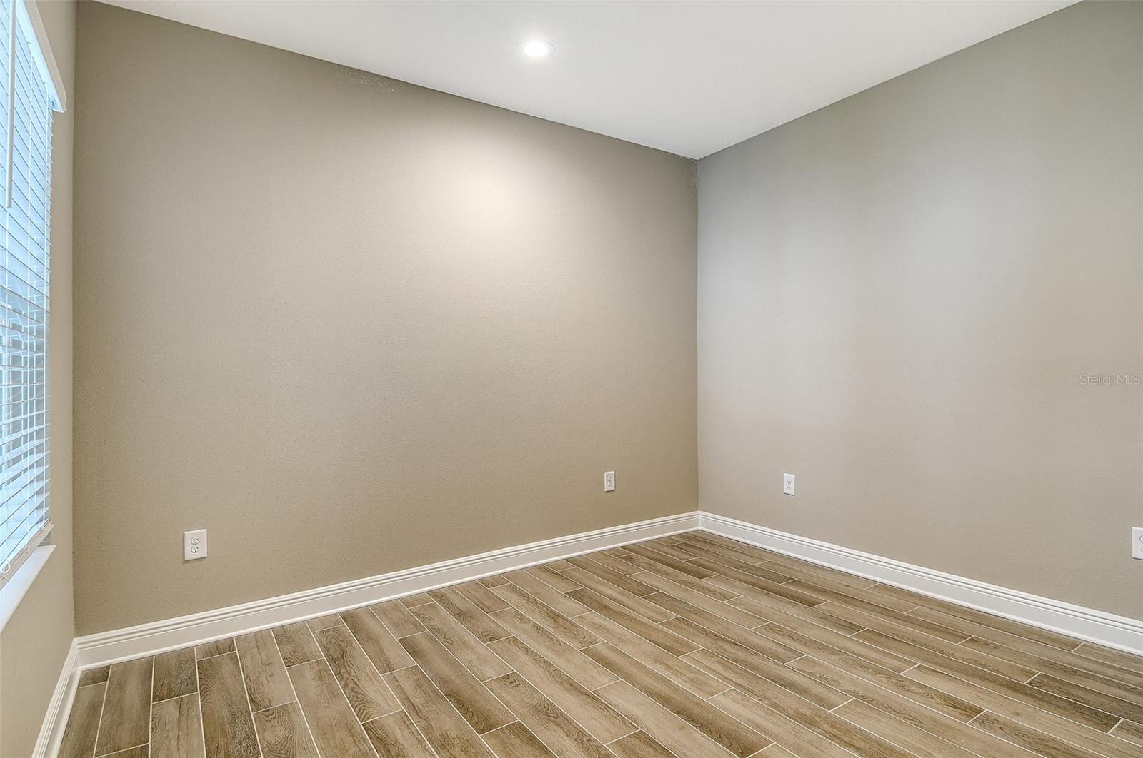 Image 28 of 35 For 12709 Palatka Drive