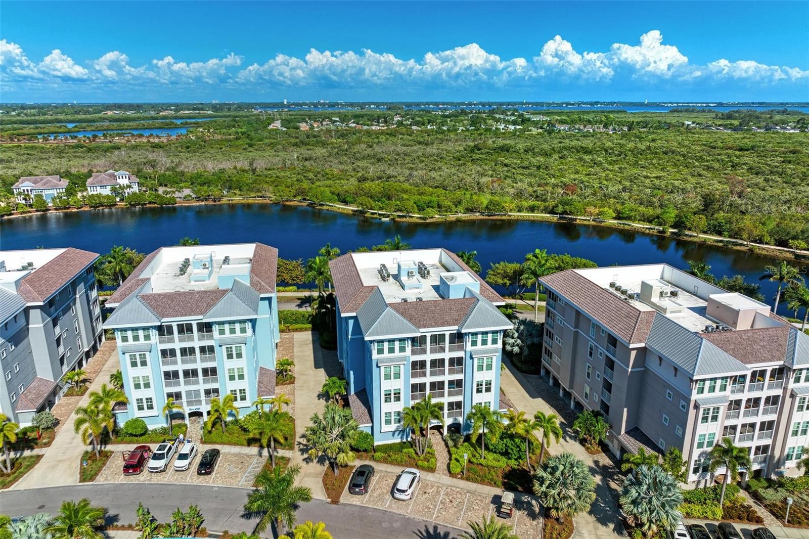 Image 40 of 89 For 391 Aruba Circle 302