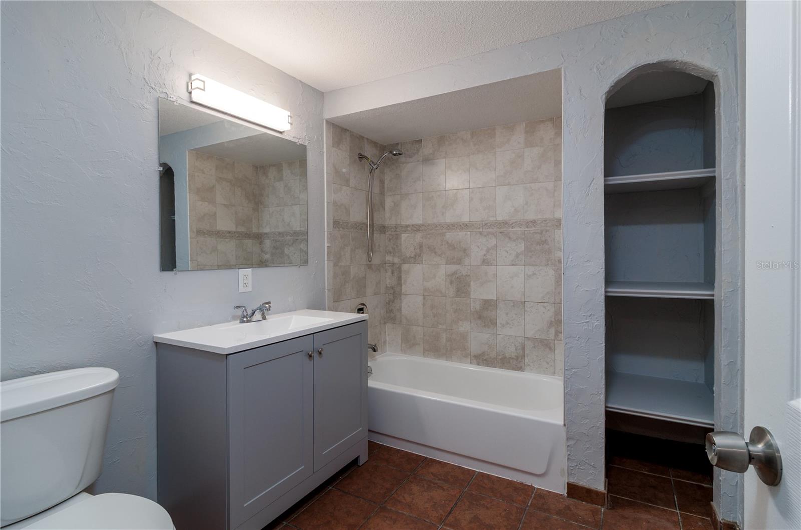 Image 13 of 16 For 269 Tarpon Boulevard Nw