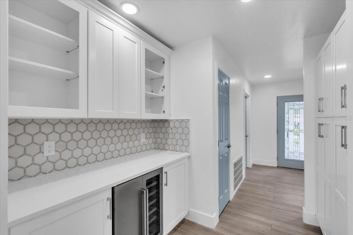 Image 15 of 42 For 8419 Sylvan Woods Drive