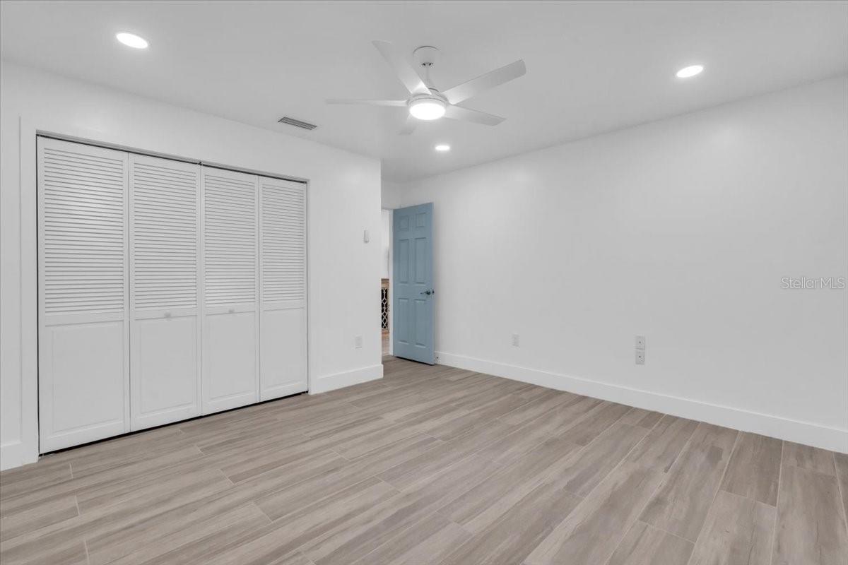 Image 37 of 42 For 8419 Sylvan Woods Drive