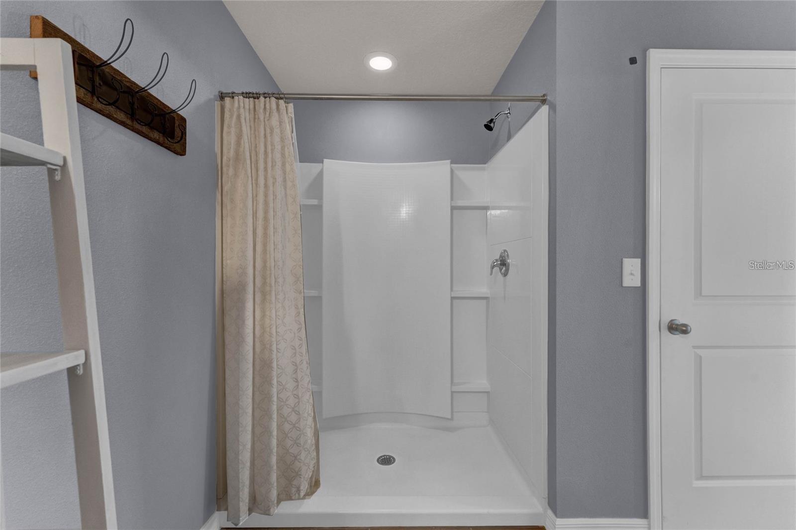 Image 8 of 16 For 5202 San Palermo Drive