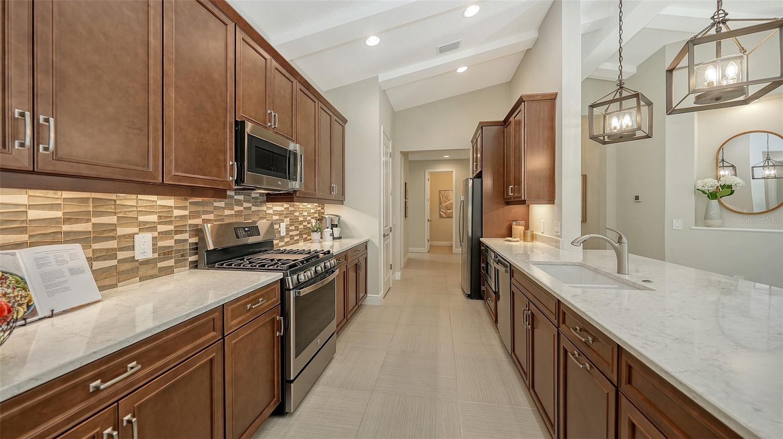 Image 18 of 81 For 8085 Tidal Pointe Way