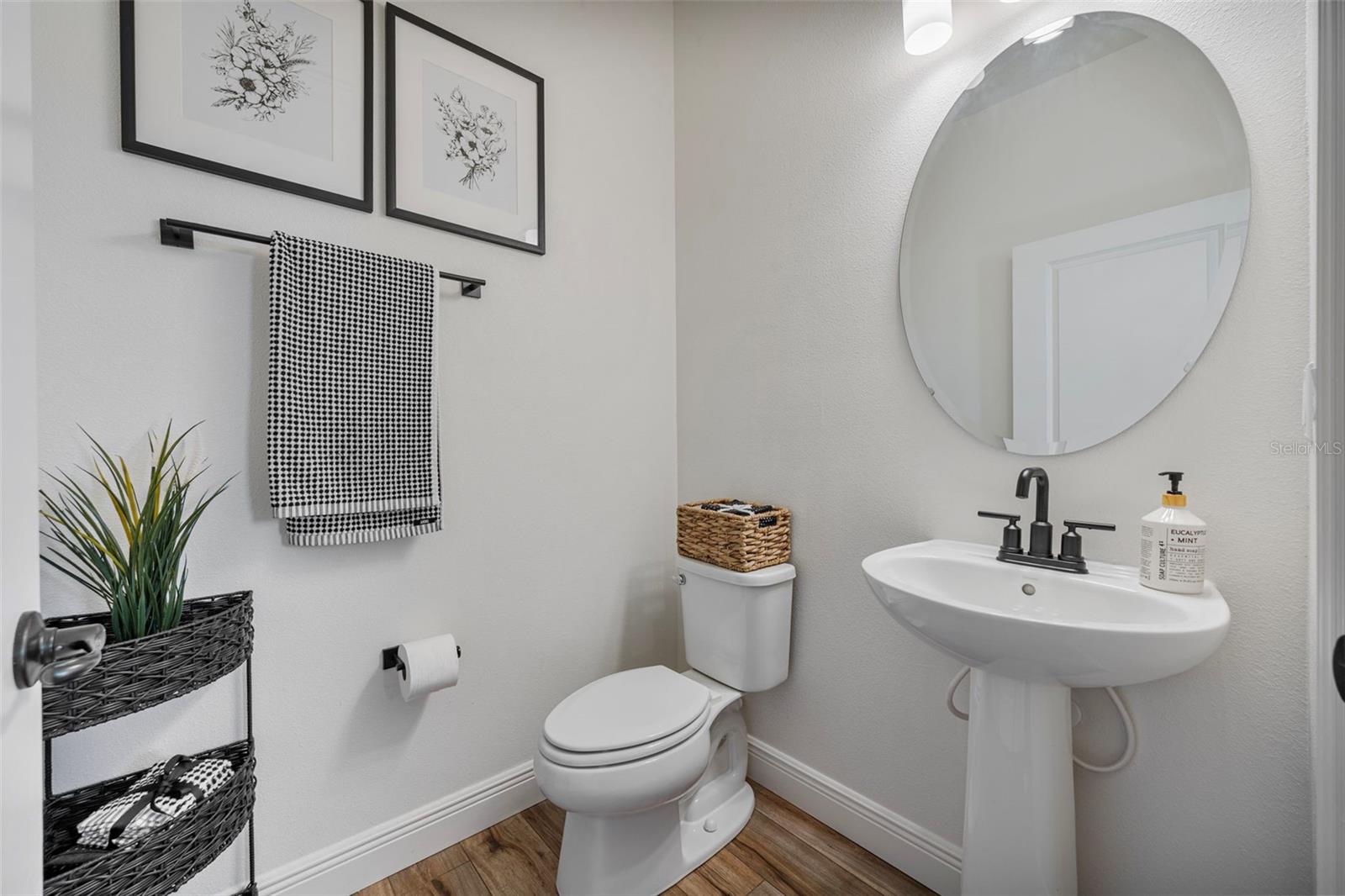 Image 16 of 79 For 11430 Gallatin Trail