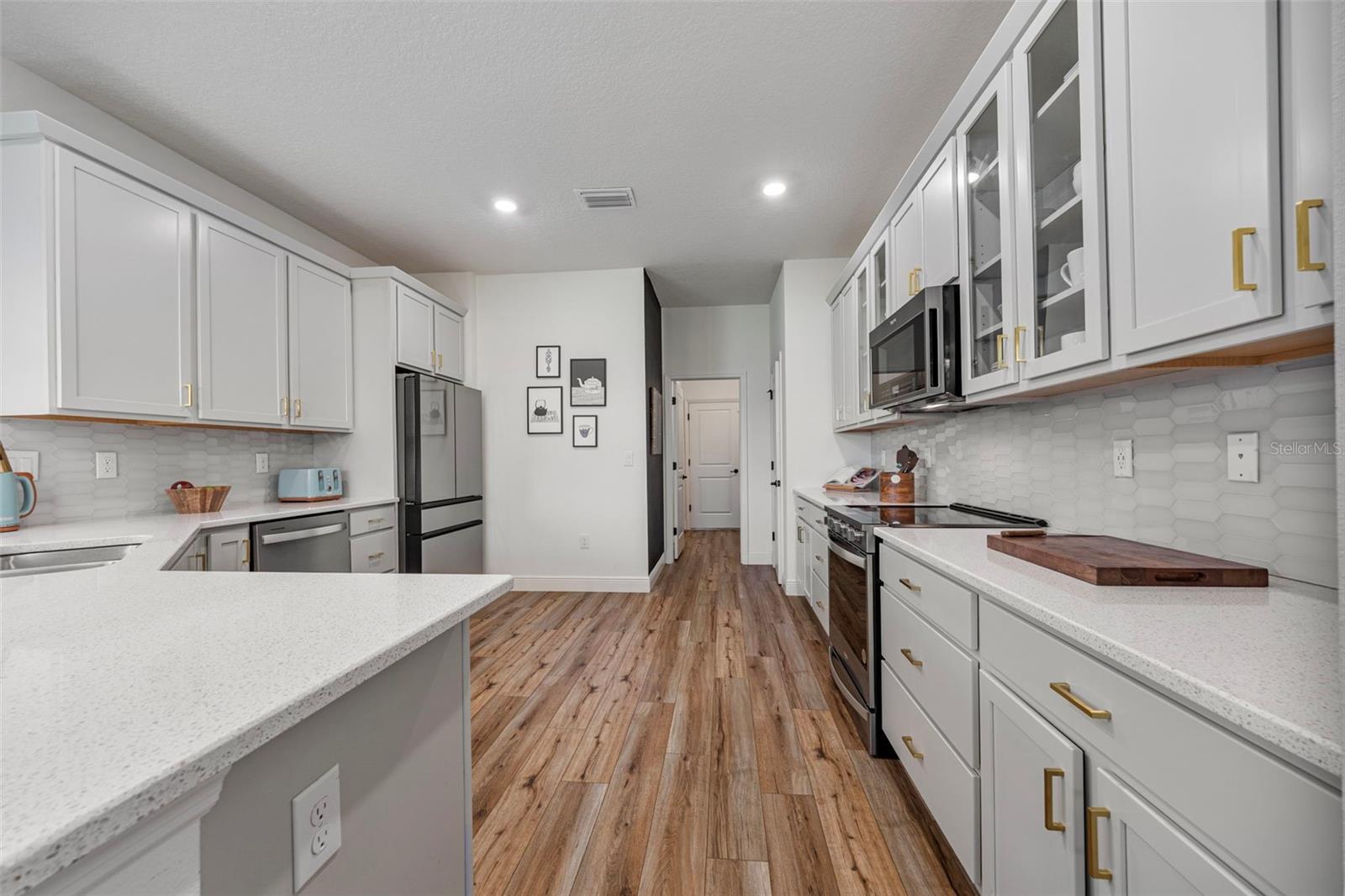 Image 4 of 79 For 11430 Gallatin Trail