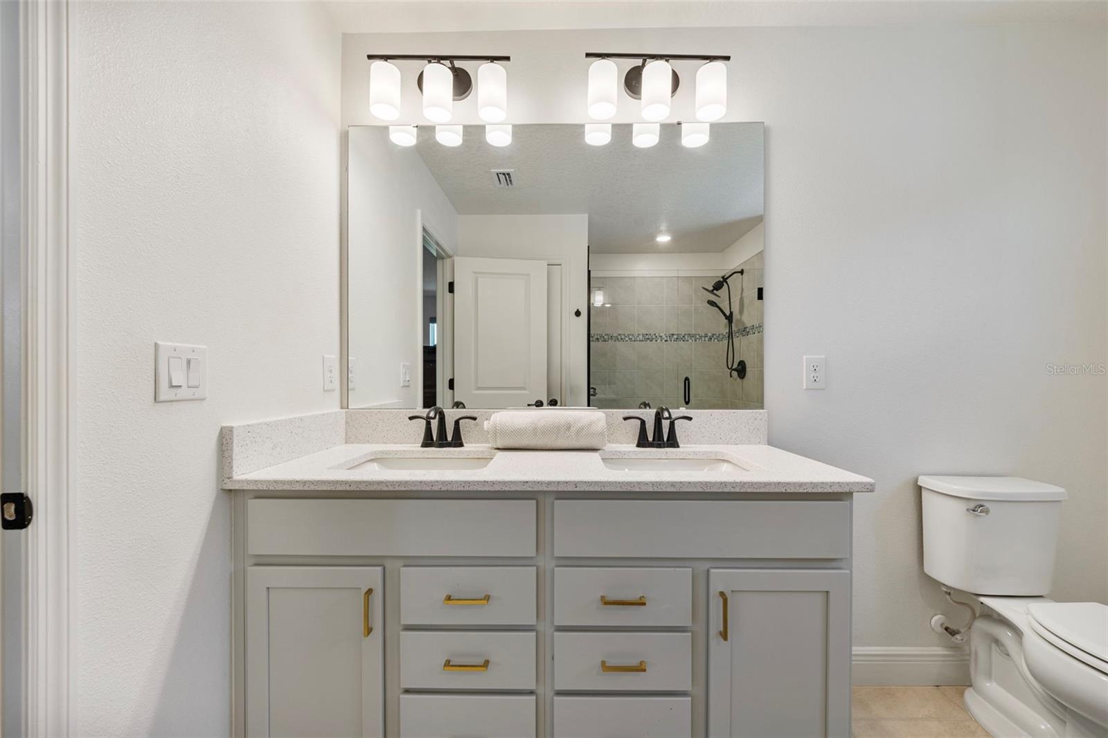 Image 42 of 79 For 11430 Gallatin Trail