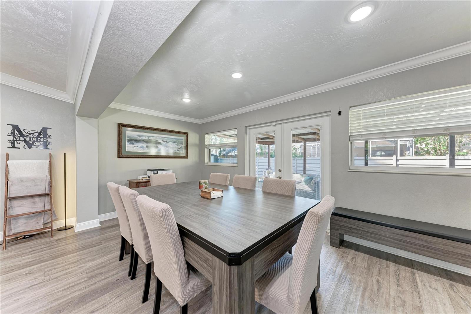 Image 15 of 35 For 4633 Glenbrooke Terrace