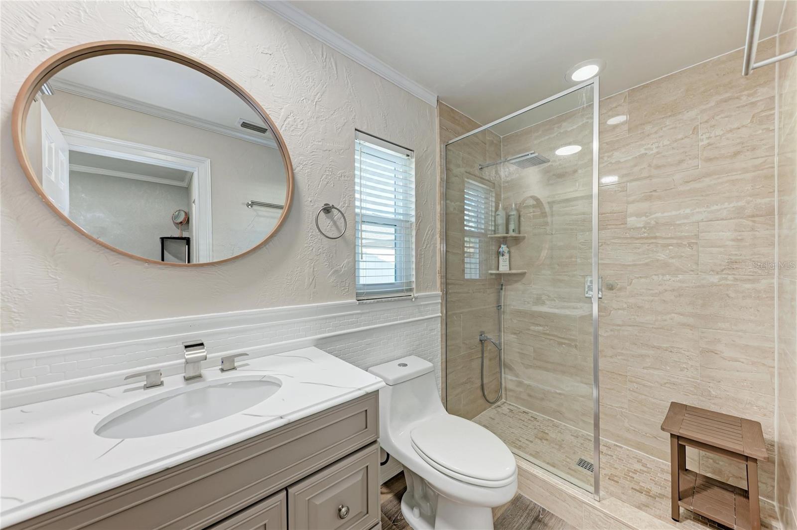 Image 23 of 35 For 4633 Glenbrooke Terrace